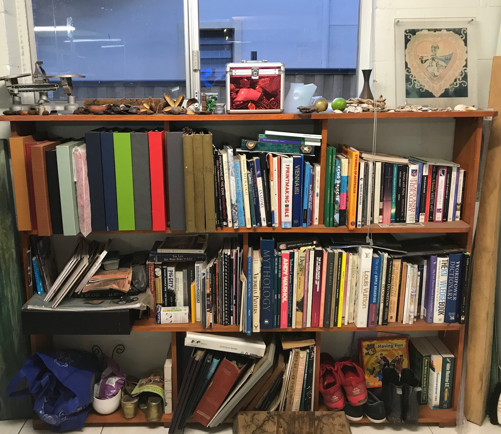 JSN-studio-bookshelf