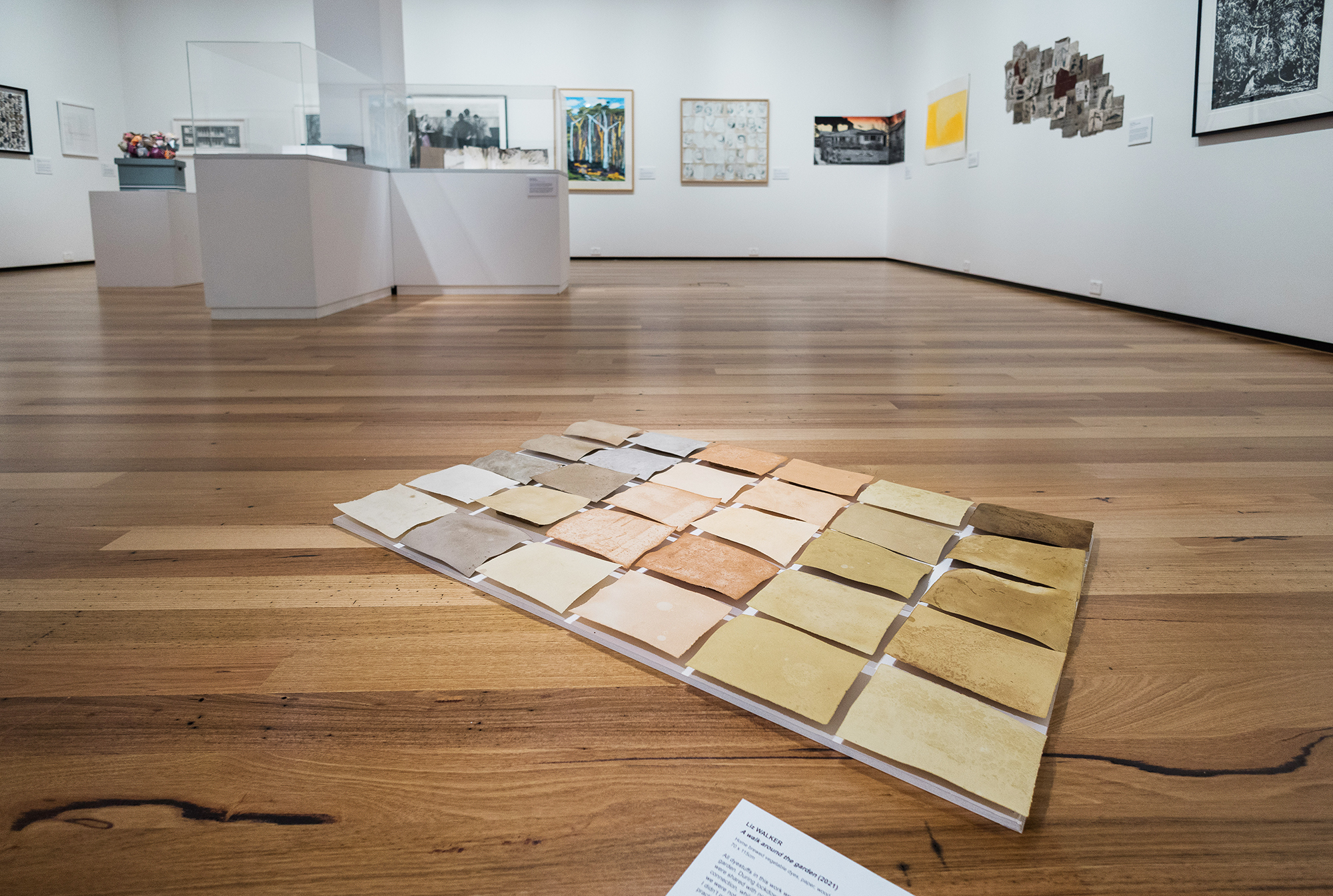 202202-WorksOnPaper-Install shot 2